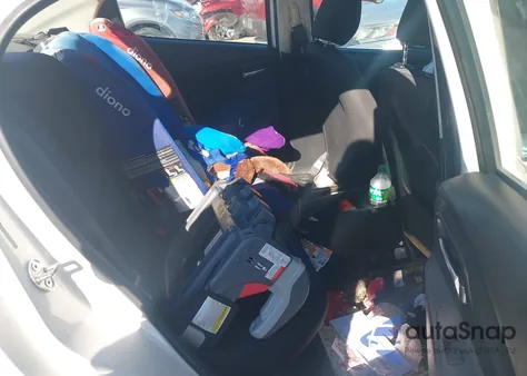 2017 Toyota Yaris Ia z USA, uszkodzony, nr VIN 3MYDLBYV7HY156091